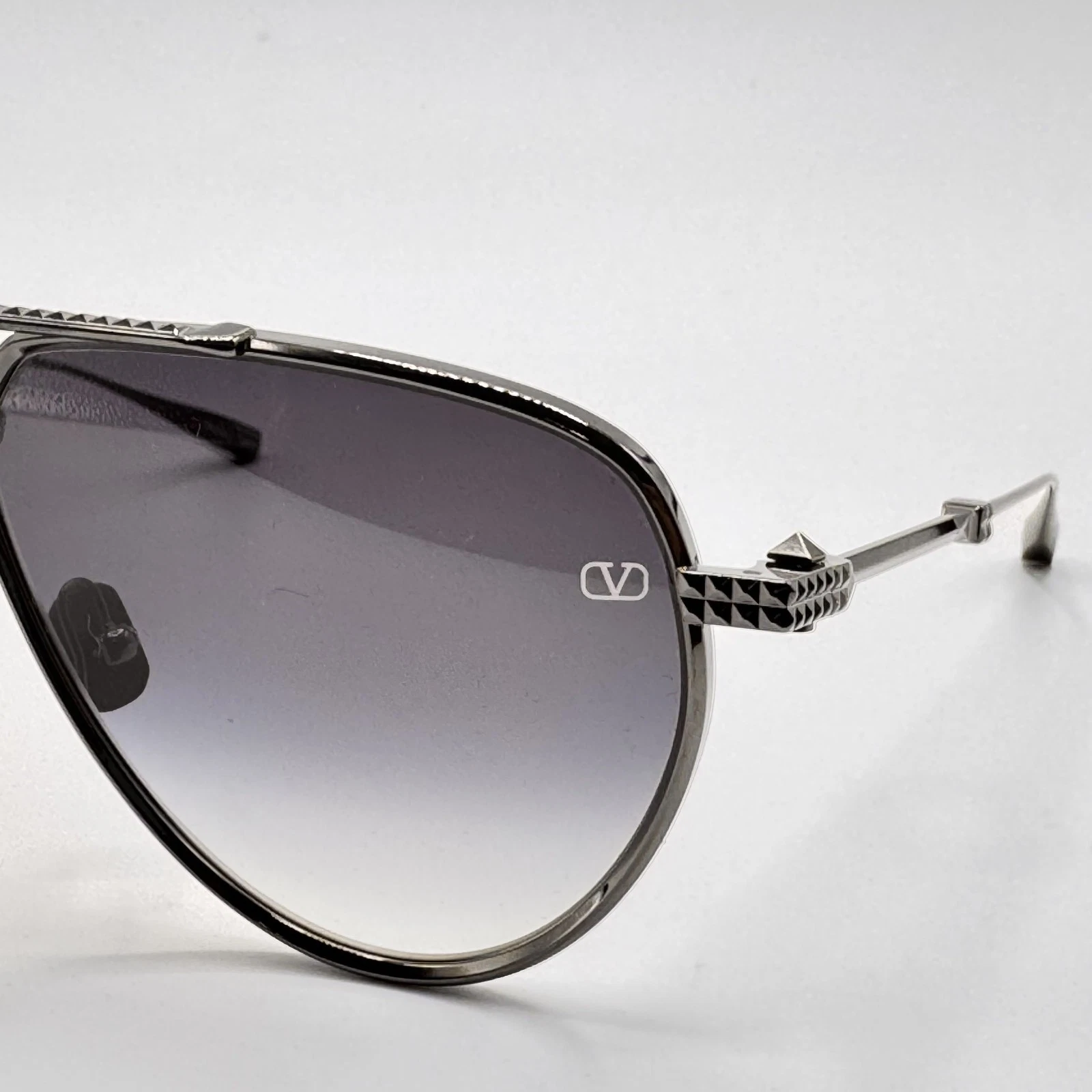 Valentino V-STUD II VLS-133E Sunglasses